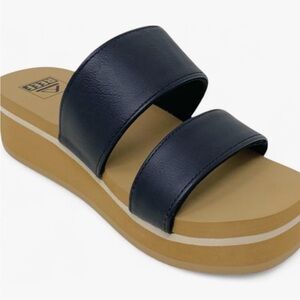 REEF Women's Hali Hi 2 Bar Sandals NWT